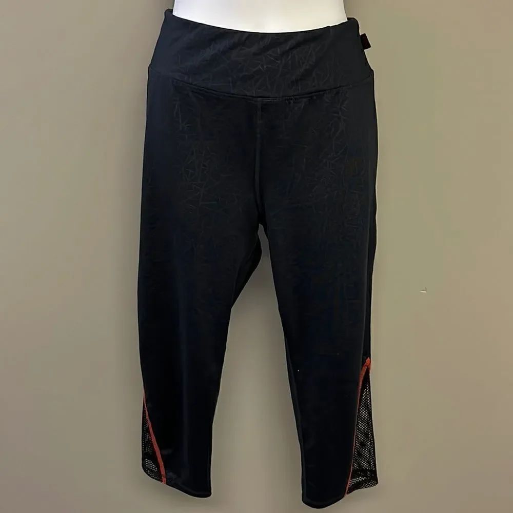 Marvel Hero Elite Athletic Black w/ Abstract Design & Mesh Cropped Leggings-XL